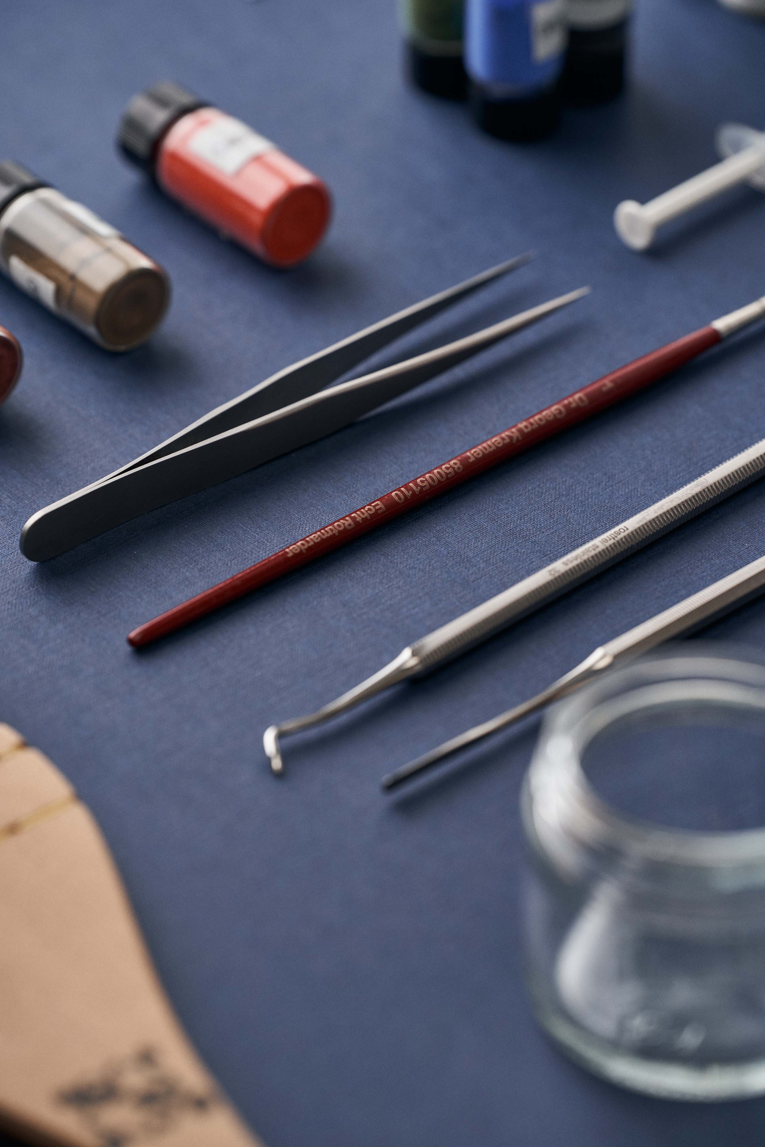 Art conservation tools